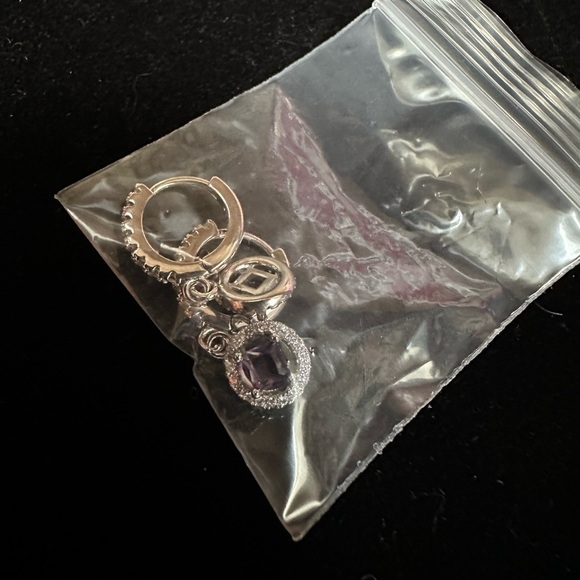 925 Sterling Silver Drop Paved Purple Zirconia Hypoallergenic Earrings - New - Picture 5 of 5